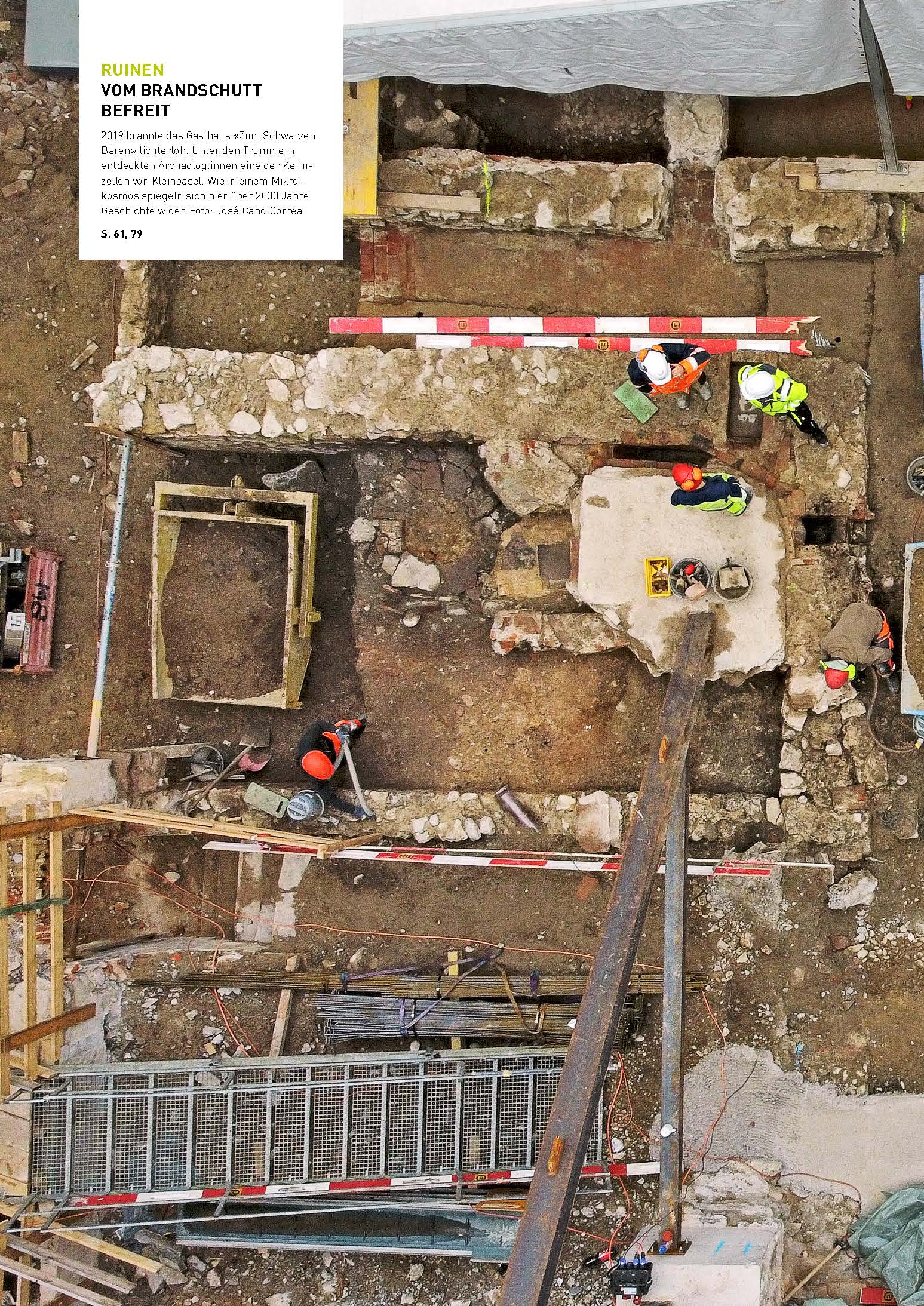 Blick von oben auf die Ausgrabungsfläche beim Schwarzen Bären